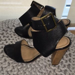 Splendid Leather Cross Strap Heeled Sandals